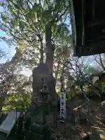 柞原八幡宮の{uncategorized: "未分類", other: "その他", undefined: "問題あり", building: "その他建物", grave: "お墓", sacred_gate: "鳥居", guardian: "狛犬", statue: "像", buddha: "仏像", history: "歴史", nature: "自然", garden: "庭園", animal: "動物", pagoda: "塔", temizu: "手水舎", mountain_gate: "山門・神門", sanctuary: "本殿・本堂", subordinate: "末社・摂社", art: "芸術", scenery: "景色", jizo: "地蔵", ema: "絵馬", goshuin: "御朱印", omikuji: "おみくじ", items: "授与品その他", amulet: "お守り", goshuincho: "御朱印帳", eats: "食事", festival: "お祭り", votive_dance: "神楽", shichigosan: "七五三参", wedding: "結婚式", experience: "体験その他", initially: "初詣", around: "周辺", anti_infection: "感染症対策"}