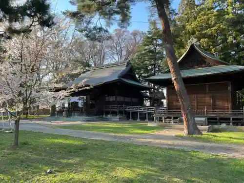 青森縣護國神社の建物その他