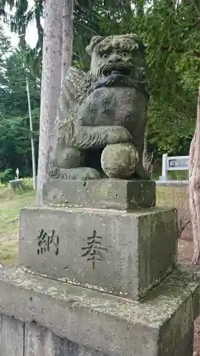 美流渡神社の狛犬