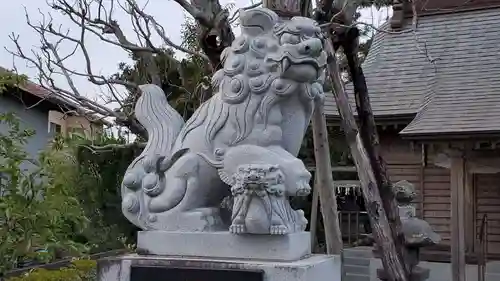 日月神社の狛犬