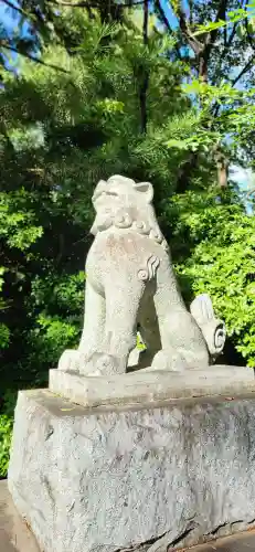 岩手護國神社の狛犬