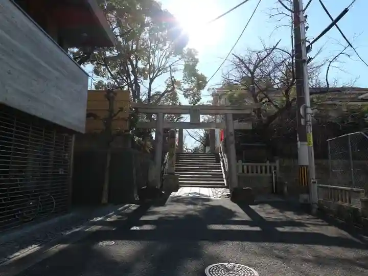 真田山 三光神社の鳥居
