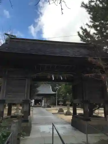 阿太加夜神社の山門