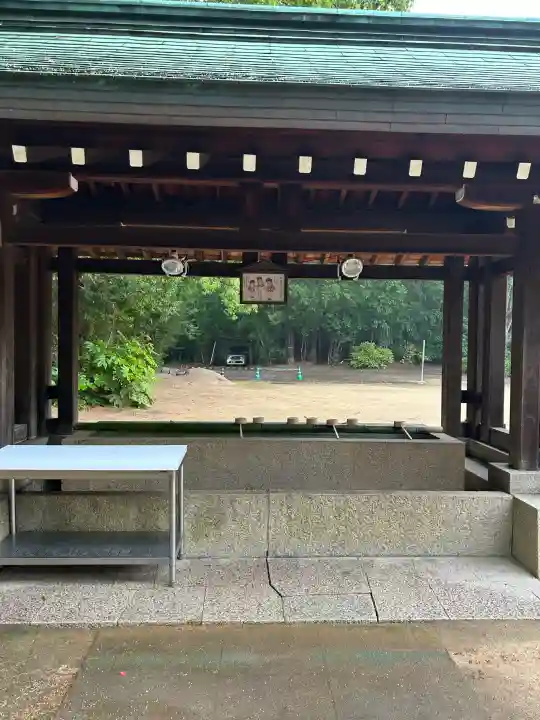 岡山縣護國神社の{uncategorized: "未分類", other: "その他", undefined: "問題あり", building: "その他建物", grave: "お墓", sacred_gate: "鳥居", guardian: "狛犬", statue: "像", buddha: "仏像", history: "歴史", nature: "自然", garden: "庭園", animal: "動物", pagoda: "塔", temizu: "手水舎", mountain_gate: "山門・神門", sanctuary: "本殿・本堂", subordinate: "末社・摂社", art: "芸術", scenery: "景色", jizo: "地蔵", ema: "絵馬", goshuin: "御朱印", omikuji: "おみくじ", items: "授与品その他", amulet: "お守り", goshuincho: "御朱印帳", eats: "食事", festival: "お祭り", votive_dance: "神楽", shichigosan: "七五三参", wedding: "結婚式", experience: "体験その他", initially: "初詣", around: "周辺", anti_infection: "感染症対策"}