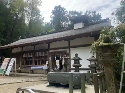 夫婦大國社（春日大社末社）の{uncategorized: "未分類", other: "その他", undefined: "問題あり", building: "その他建物", grave: "お墓", sacred_gate: "鳥居", guardian: "狛犬", statue: "像", buddha: "仏像", history: "歴史", nature: "自然", garden: "庭園", animal: "動物", pagoda: "塔", temizu: "手水舎", mountain_gate: "山門・神門", sanctuary: "本殿・本堂", subordinate: "末社・摂社", art: "芸術", scenery: "景色", jizo: "地蔵", ema: "絵馬", goshuin: "御朱印", omikuji: "おみくじ", items: "授与品その他", amulet: "お守り", goshuincho: "御朱印帳", eats: "食事", festival: "お祭り", votive_dance: "神楽", shichigosan: "七五三参", wedding: "結婚式", experience: "体験その他", initially: "初詣", around: "周辺", anti_infection: "感染症対策"}