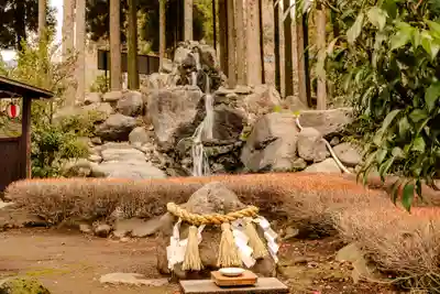 阿蘇白水龍神權現～白蛇神社～(熊本県)