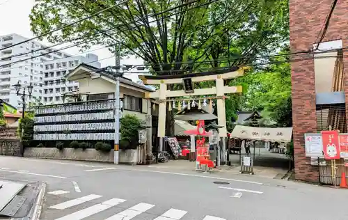 子安神社の鳥居