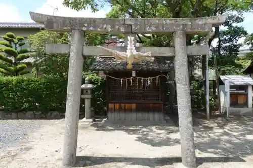 井於神社の末社