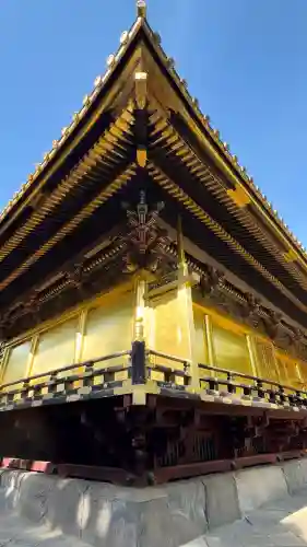 上野東照宮の{uncategorized: "未分類", other: "その他", undefined: "問題あり", building: "その他建物", grave: "お墓", sacred_gate: "鳥居", guardian: "狛犬", statue: "像", buddha: "仏像", history: "歴史", nature: "自然", garden: "庭園", animal: "動物", pagoda: "塔", temizu: "手水舎", mountain_gate: "山門・神門", sanctuary: "本殿・本堂", subordinate: "末社・摂社", art: "芸術", scenery: "景色", jizo: "地蔵", ema: "絵馬", goshuin: "御朱印", omikuji: "おみくじ", items: "授与品その他", amulet: "お守り", goshuincho: "御朱印帳", eats: "食事", festival: "お祭り", votive_dance: "神楽", shichigosan: "七五三参", wedding: "結婚式", experience: "体験その他", initially: "初詣", around: "周辺", anti_infection: "感染症対策"}