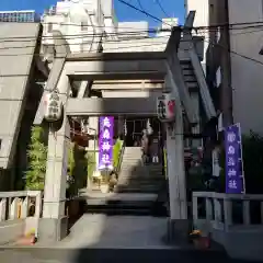 烏森神社の鳥居