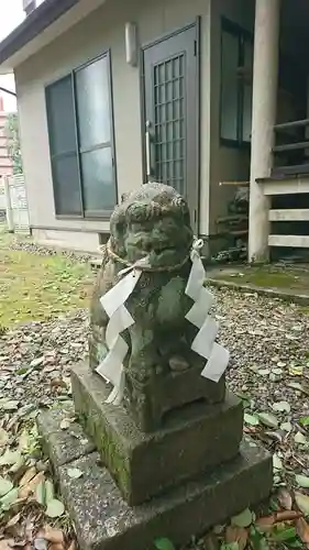 蠣崎神社の狛犬