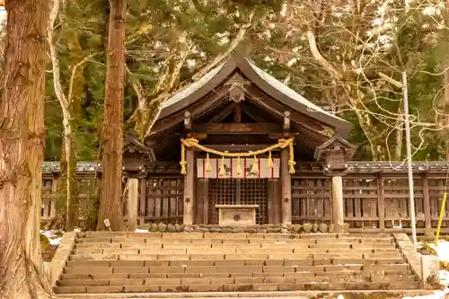 諏訪大社上社前宮(長野県)