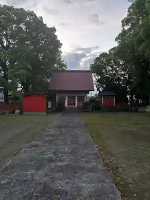熊野神社の{uncategorized: "未分類", other: "その他", undefined: "問題あり", building: "その他建物", grave: "お墓", sacred_gate: "鳥居", guardian: "狛犬", statue: "像", buddha: "仏像", history: "歴史", nature: "自然", garden: "庭園", animal: "動物", pagoda: "塔", temizu: "手水舎", mountain_gate: "山門・神門", sanctuary: "本殿・本堂", subordinate: "末社・摂社", art: "芸術", scenery: "景色", jizo: "地蔵", ema: "絵馬", goshuin: "御朱印", omikuji: "おみくじ", items: "授与品その他", amulet: "お守り", goshuincho: "御朱印帳", eats: "食事", festival: "お祭り", votive_dance: "神楽", shichigosan: "七五三参", wedding: "結婚式", experience: "体験その他", initially: "初詣", around: "周辺", anti_infection: "感染症対策"}