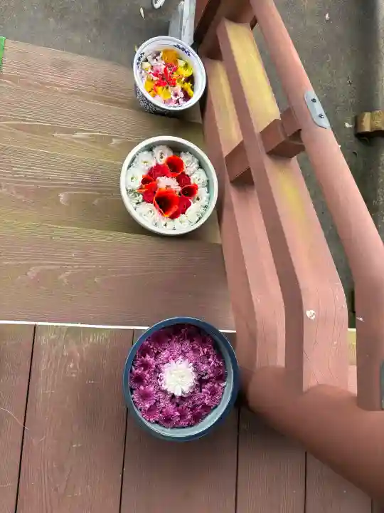 良玄寺の{uncategorized: "未分類", other: "その他", undefined: "問題あり", building: "その他建物", grave: "お墓", sacred_gate: "鳥居", guardian: "狛犬", statue: "像", buddha: "仏像", history: "歴史", nature: "自然", garden: "庭園", animal: "動物", pagoda: "塔", temizu: "手水舎", mountain_gate: "山門・神門", sanctuary: "本殿・本堂", subordinate: "末社・摂社", art: "芸術", scenery: "景色", jizo: "地蔵", ema: "絵馬", goshuin: "御朱印", omikuji: "おみくじ", items: "授与品その他", amulet: "お守り", goshuincho: "御朱印帳", eats: "食事", festival: "お祭り", votive_dance: "神楽", shichigosan: "七五三参", wedding: "結婚式", experience: "体験その他", initially: "初詣", around: "周辺", anti_infection: "感染症対策"}