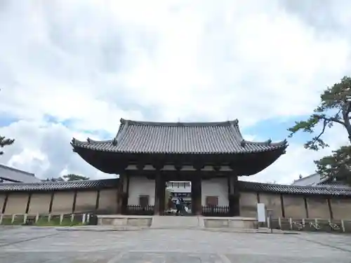 法隆寺の本殿