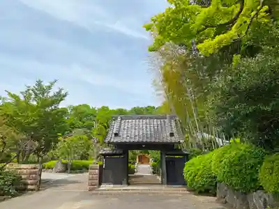 龍散寺の山門・神門