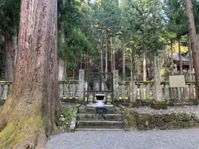 身延山 祖廟拝殿のその他建物