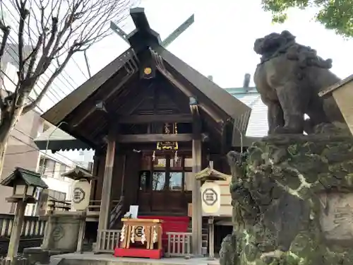 三島神社の本殿