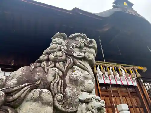 手力雄神社の狛犬