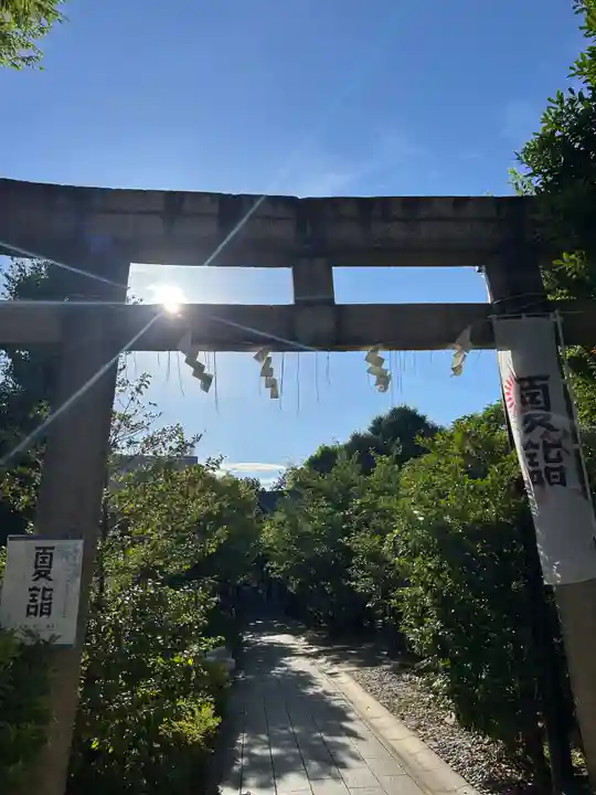 鳩森八幡神社の鳥居
