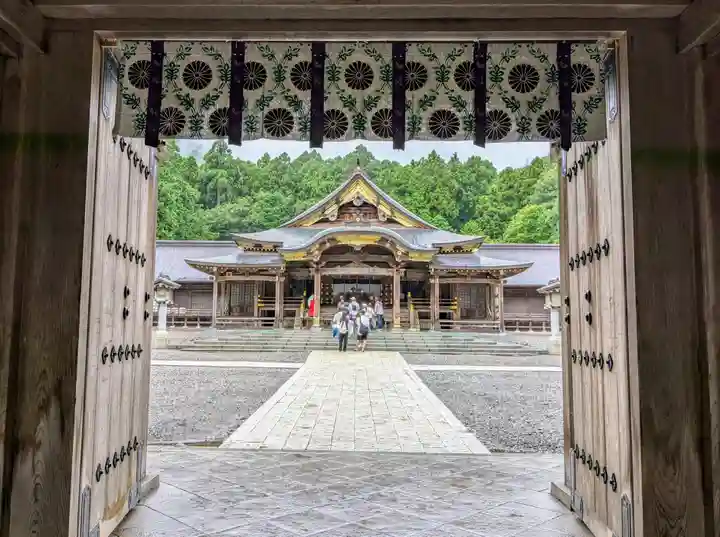 彌彦神社(新潟県)