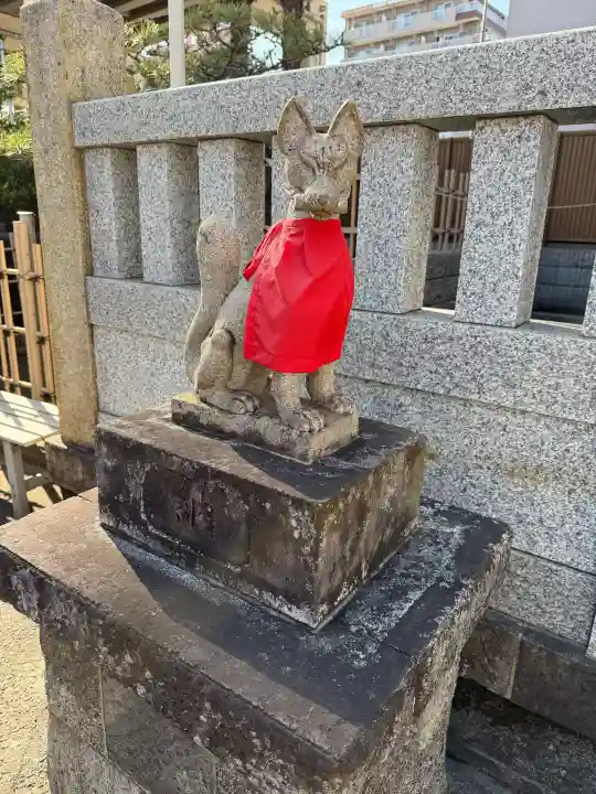 青雲稲荷神社の{uncategorized: "未分類", other: "その他", undefined: "問題あり", building: "その他建物", grave: "お墓", sacred_gate: "鳥居", guardian: "狛犬", statue: "像", buddha: "仏像", history: "歴史", nature: "自然", garden: "庭園", animal: "動物", pagoda: "塔", temizu: "手水舎", mountain_gate: "山門・神門", sanctuary: "本殿・本堂", subordinate: "末社・摂社", art: "芸術", scenery: "景色", jizo: "地蔵", ema: "絵馬", goshuin: "御朱印", omikuji: "おみくじ", items: "授与品その他", amulet: "お守り", goshuincho: "御朱印帳", eats: "食事", festival: "お祭り", votive_dance: "神楽", shichigosan: "七五三参", wedding: "結婚式", experience: "体験その他", initially: "初詣", around: "周辺", anti_infection: "感染症対策"}