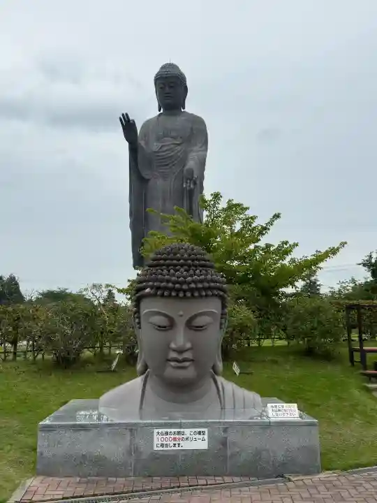 東本願寺本廟 牛久浄苑(牛久大仏)(茨城県)