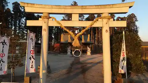 鹿嶋三嶋神社の鳥居