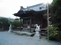 三眼六足稲荷社の本殿・本堂