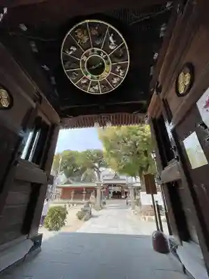 櫛田神社の山門・神門