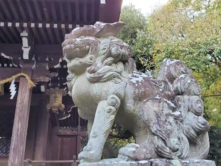 八幡神社の狛犬