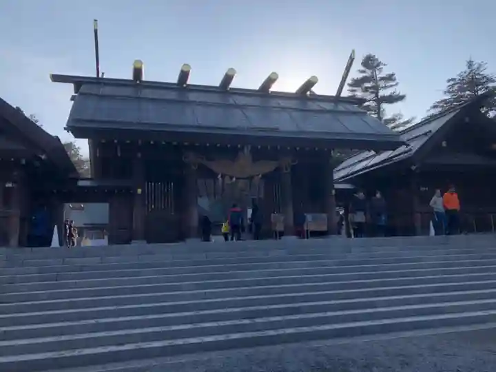 北海道神宮の山門・神門