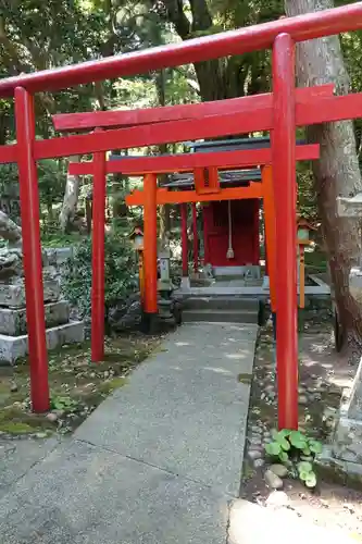 佐伎治神社の末社