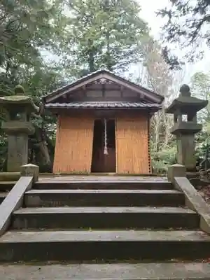 穂曽長神社の本殿