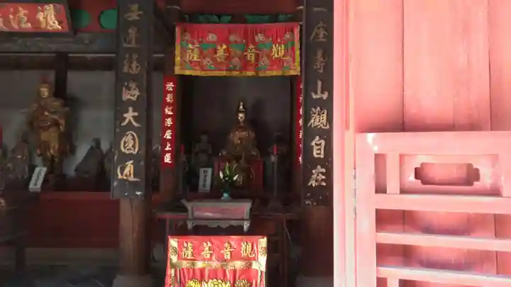 崇福寺の本殿・本堂