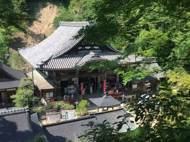 岡寺(龍蓋寺)の本殿・本堂