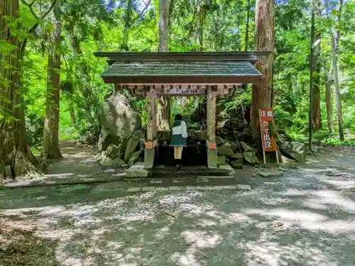 十和田神社の手水