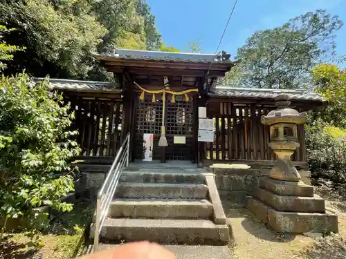 蝉丸神社の本殿