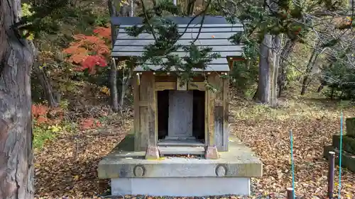 下宇莫別神社の仏像