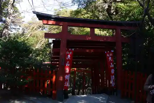 鶴岡八幡宮の末社・摂社
