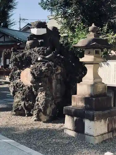 お三の宮日枝神社の狛犬