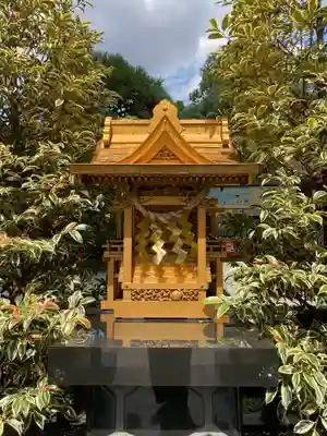 亀ケ池八幡宮の末社・摂社