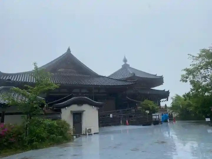 南法華寺(壷阪寺)の{uncategorized: "未分類", other: "その他", undefined: "問題あり", building: "その他建物", grave: "お墓", sacred_gate: "鳥居", guardian: "狛犬", statue: "像", buddha: "仏像", history: "歴史", nature: "自然", garden: "庭園", animal: "動物", pagoda: "塔", temizu: "手水舎", mountain_gate: "山門・神門", sanctuary: "本殿・本堂", subordinate: "末社・摂社", art: "芸術", scenery: "景色", jizo: "地蔵", ema: "絵馬", goshuin: "御朱印", omikuji: "おみくじ", items: "授与品その他", amulet: "お守り", goshuincho: "御朱印帳", eats: "食事", festival: "お祭り", votive_dance: "神楽", shichigosan: "七五三参", wedding: "結婚式", experience: "体験その他", initially: "初詣", around: "周辺", anti_infection: "感染症対策"}
