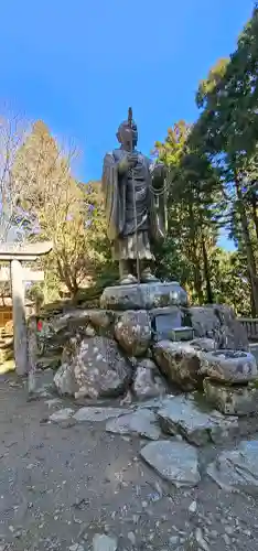 出石寺の{uncategorized: "未分類", other: "その他", undefined: "問題あり", building: "その他建物", grave: "お墓", sacred_gate: "鳥居", guardian: "狛犬", statue: "像", buddha: "仏像", history: "歴史", nature: "自然", garden: "庭園", animal: "動物", pagoda: "塔", temizu: "手水舎", mountain_gate: "山門・神門", sanctuary: "本殿・本堂", subordinate: "末社・摂社", art: "芸術", scenery: "景色", jizo: "地蔵", ema: "絵馬", goshuin: "御朱印", omikuji: "おみくじ", items: "授与品その他", amulet: "お守り", goshuincho: "御朱印帳", eats: "食事", festival: "お祭り", votive_dance: "神楽", shichigosan: "七五三参", wedding: "結婚式", experience: "体験その他", initially: "初詣", around: "周辺", anti_infection: "感染症対策"}