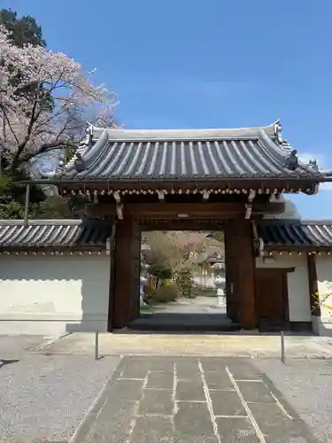 太山寺の山門