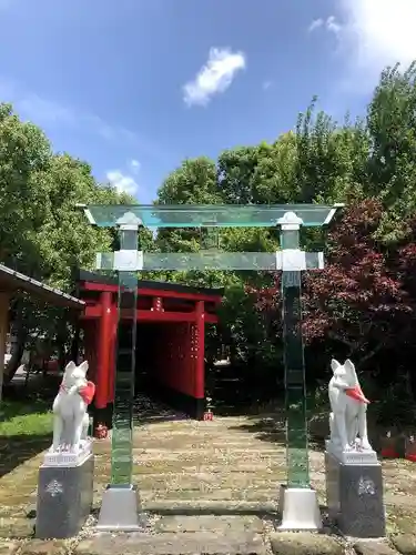 神徳稲荷神社の鳥居