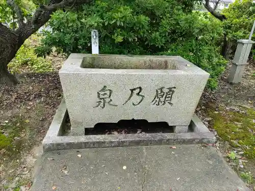 天神社の手水舎