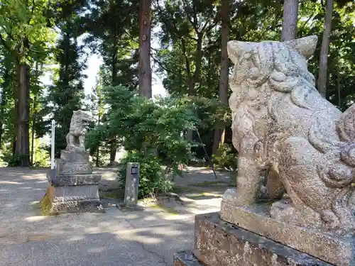 春日神社の狛犬