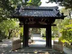 行善寺の山門