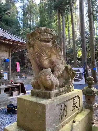 愛宕神社の狛犬